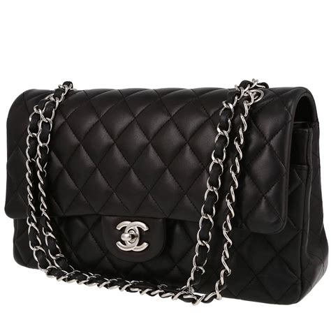 chanel borsa nera trapuntata